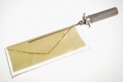 Dispozitiv spion pentru citirea scrisorilor